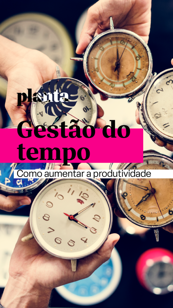 Gestão do tempo: Seis mãos, cada uma segurando um relógio